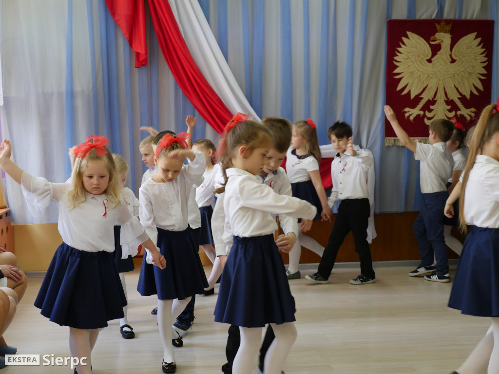 Dzień Flagi w MP nr 4 w Sierpcu