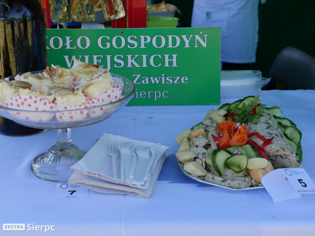 Gotowanie na polanie w skansenie