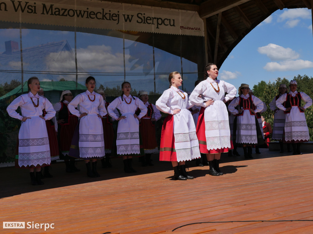 Gotowanie na polanie w skansenie