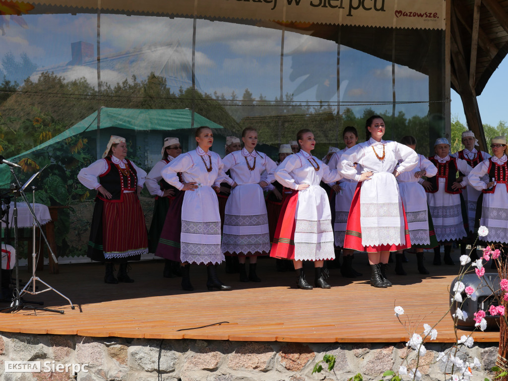 Gotowanie na polanie w skansenie
