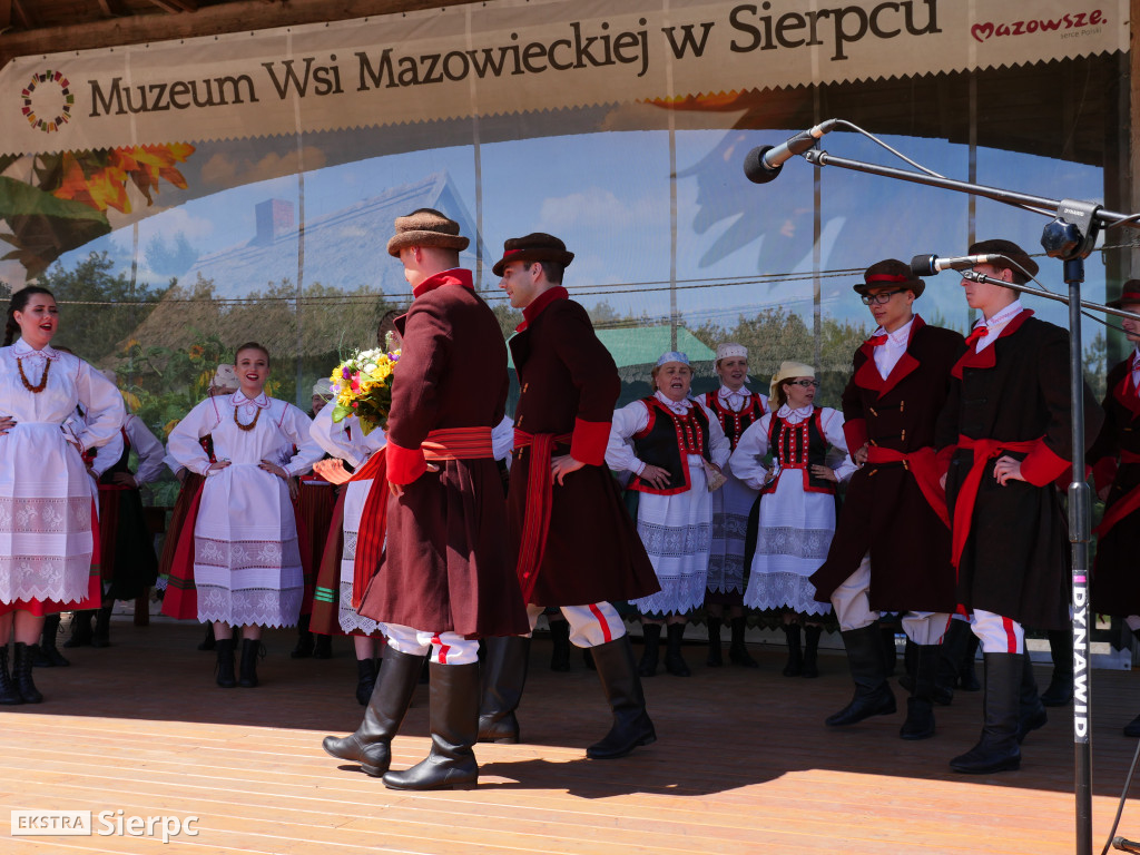 Gotowanie na polanie w skansenie