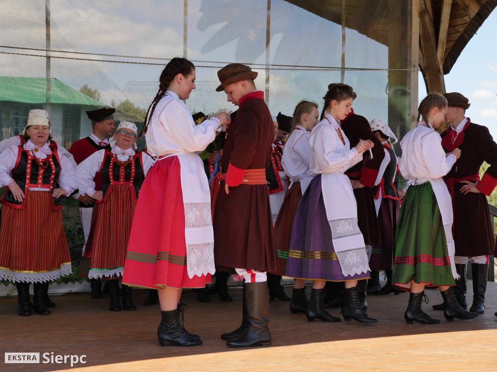 Gotowanie na polanie w skansenie