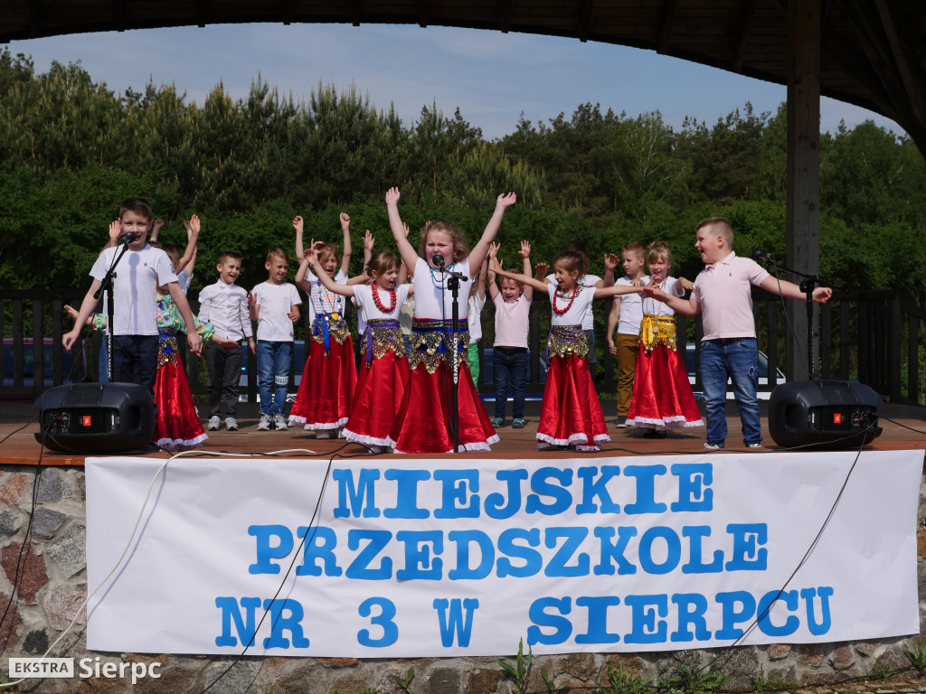 Piknik Przedszkola nr 3 na skansenie