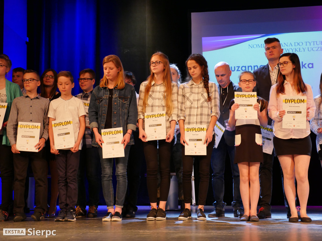  Niezwykły Uczeń i projekty Erasmus+