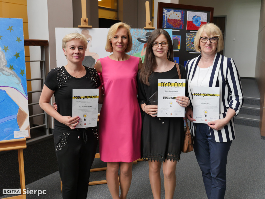  Niezwykły Uczeń i projekty Erasmus+