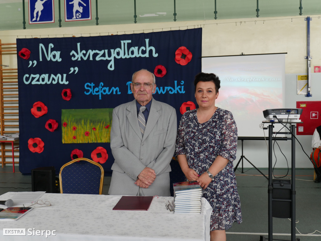 Na skrzydłach czasu