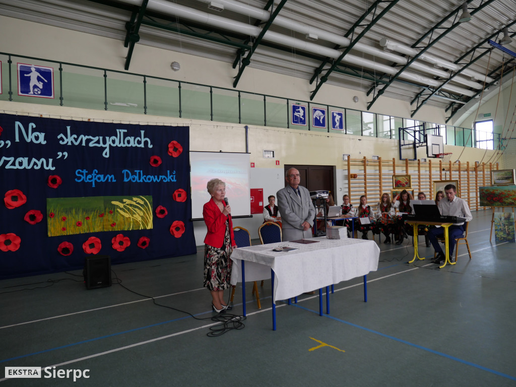 Na skrzydłach czasu