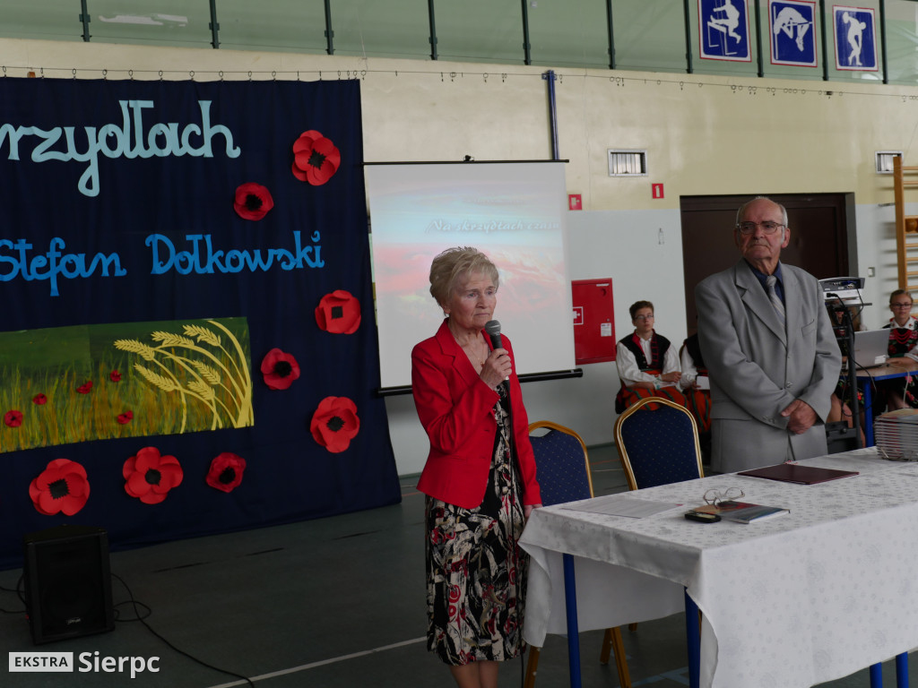 Na skrzydłach czasu
