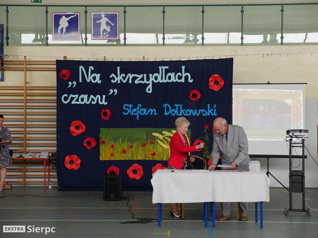 Na skrzydłach czasu