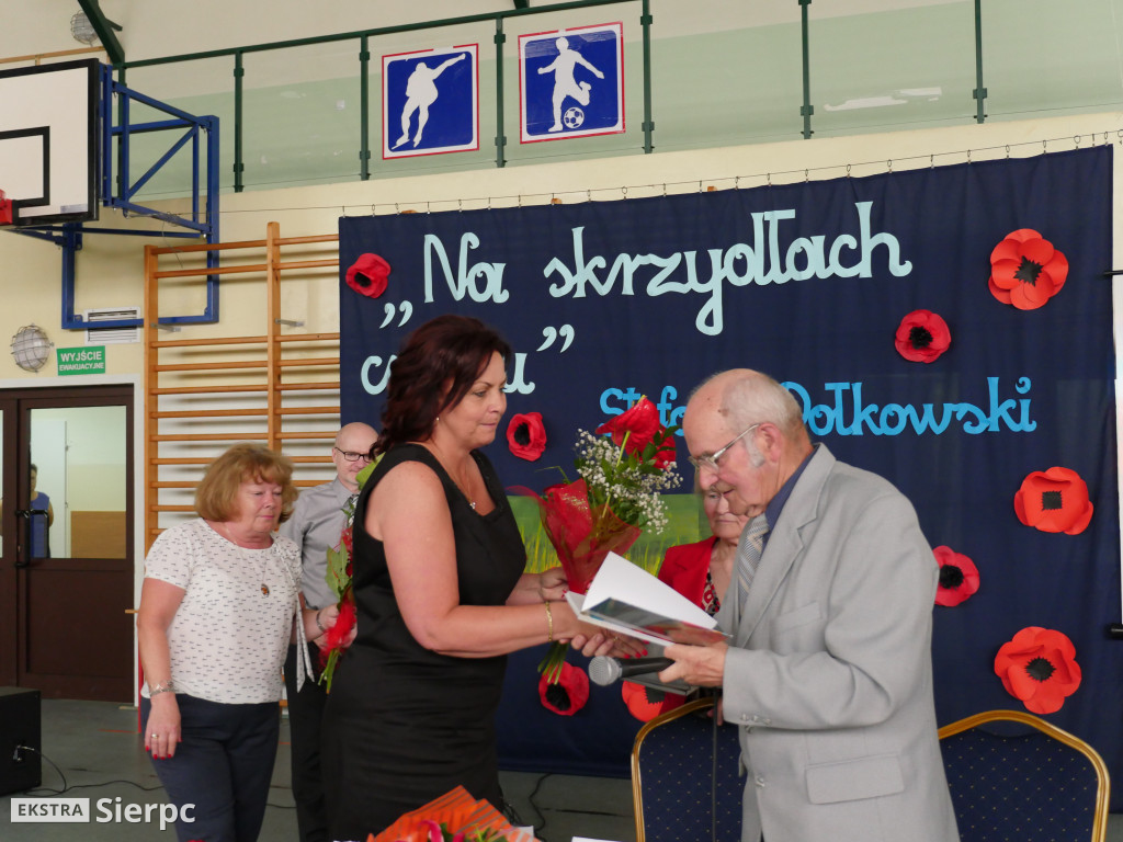 Na skrzydłach czasu