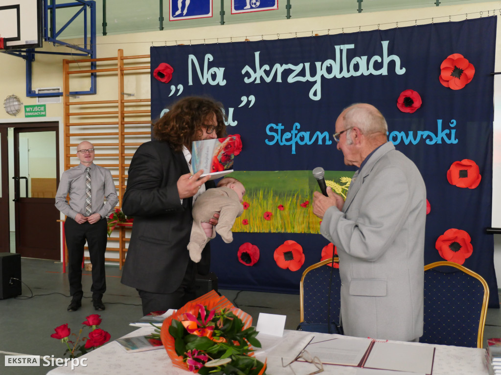 Na skrzydłach czasu