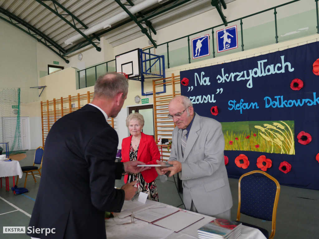 Na skrzydłach czasu