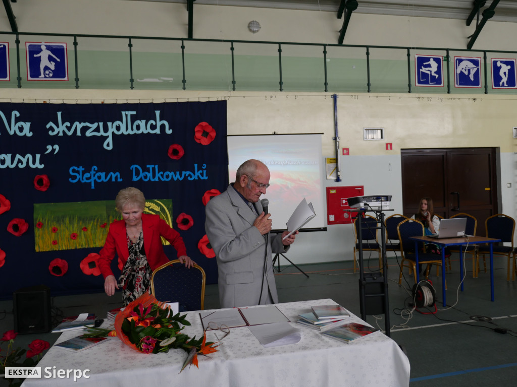 Na skrzydłach czasu