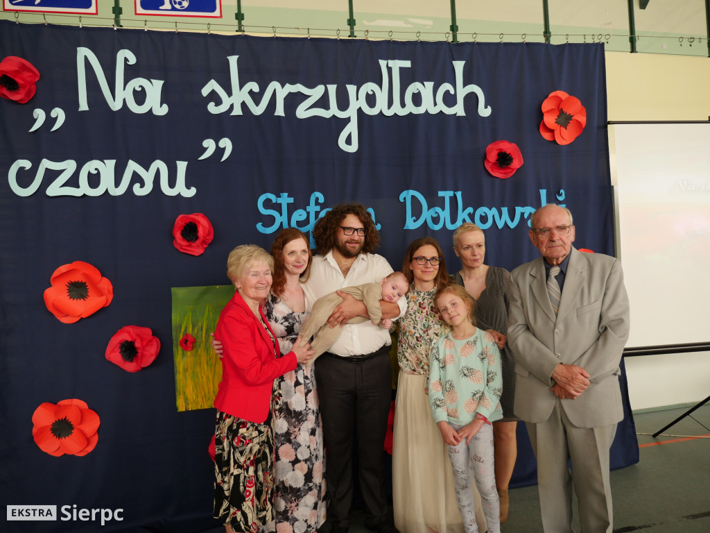 Na skrzydłach czasu