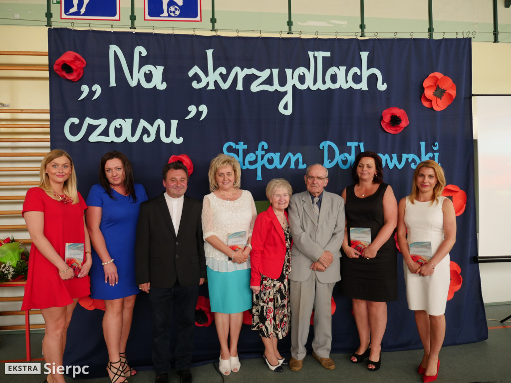 Na skrzydłach czasu