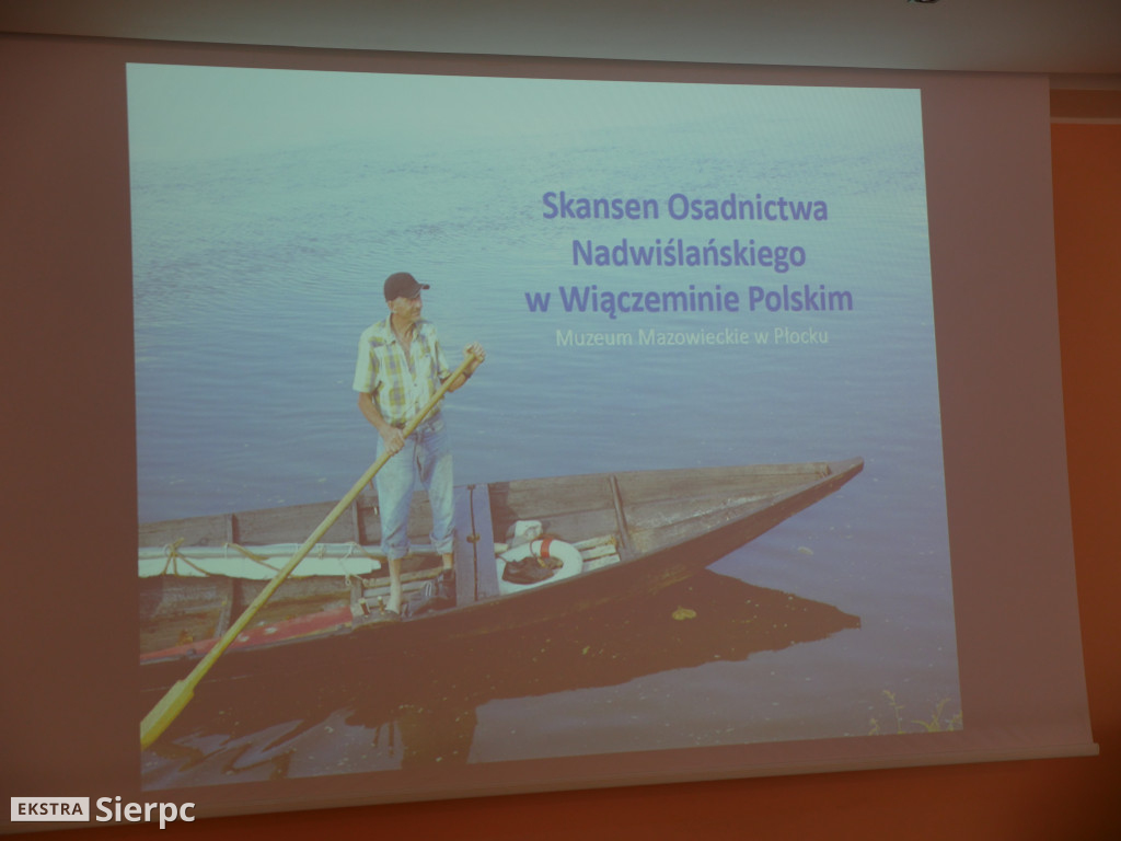 Konferencja naukowa w skansenie