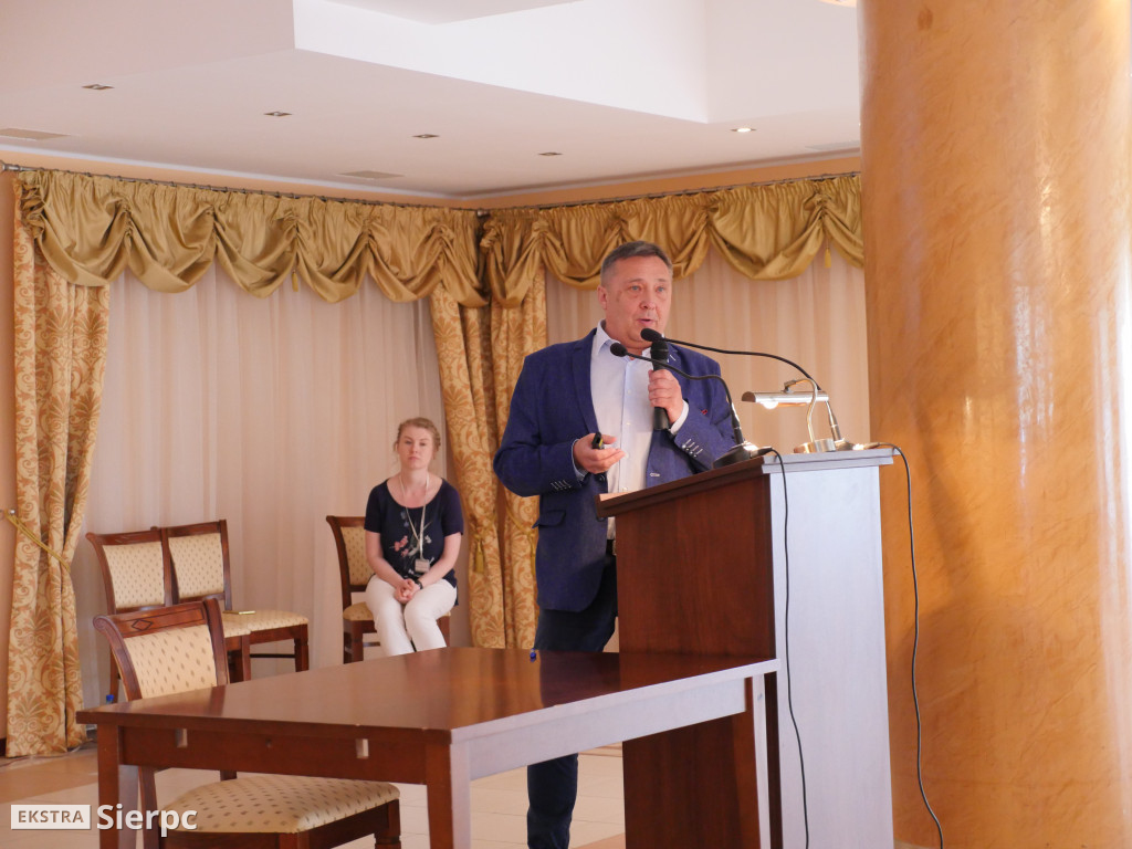 Konferencja naukowa w skansenie