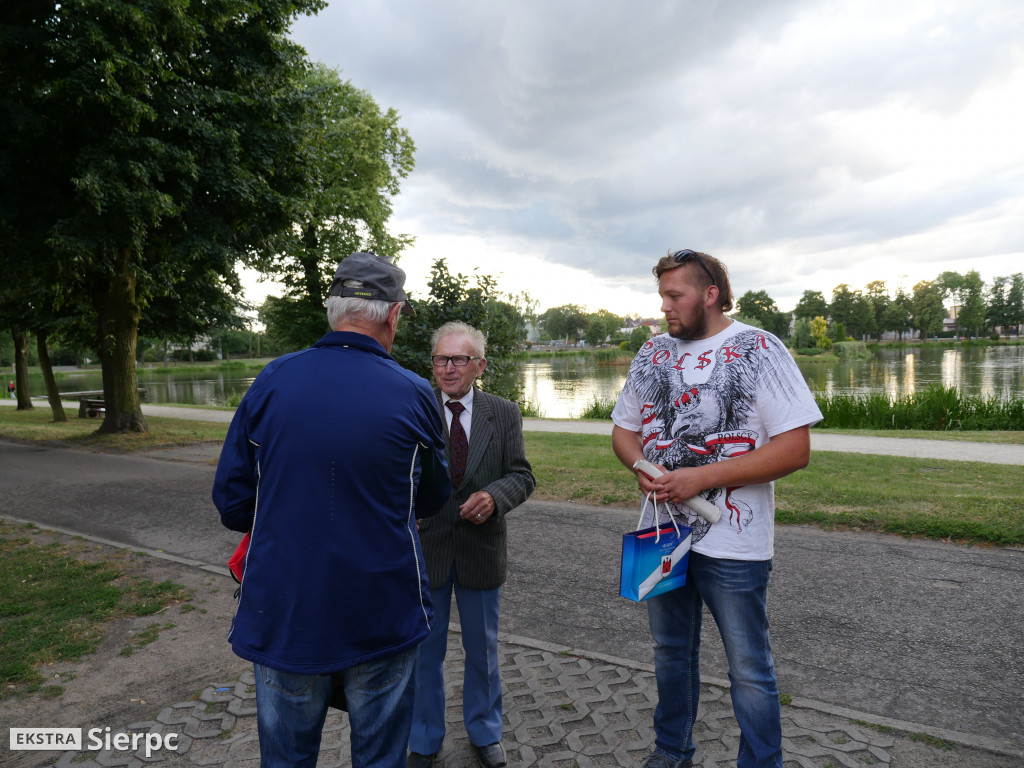 Gra z mistrzem nad Jeziórkami
