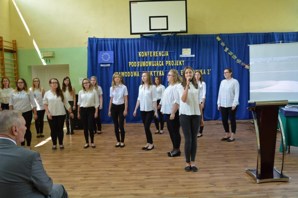 Zawodowe praktyki uczniów Ekonomika
