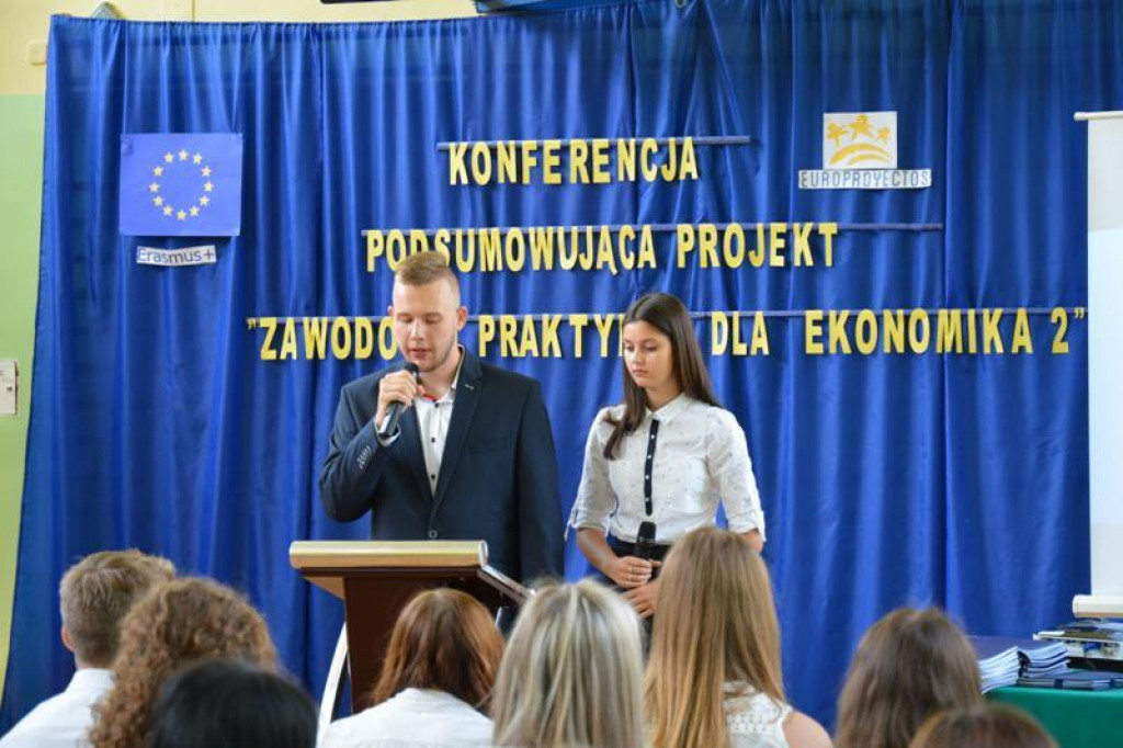 Zawodowe praktyki uczniów Ekonomika