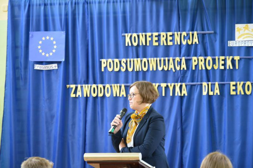 Zawodowe praktyki uczniów Ekonomika