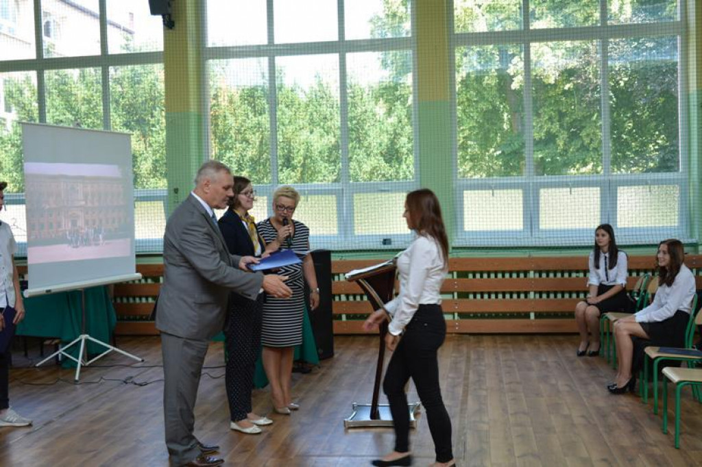 Zawodowe praktyki uczniów Ekonomika