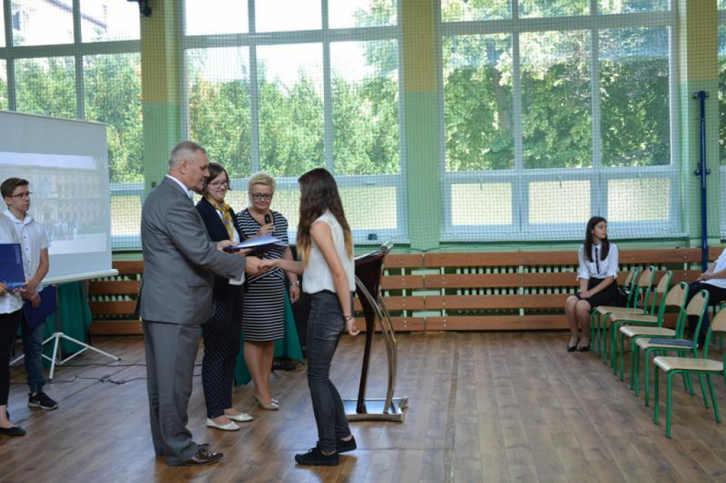 Zawodowe praktyki uczniów Ekonomika