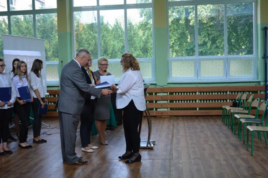 Zawodowe praktyki uczniów Ekonomika