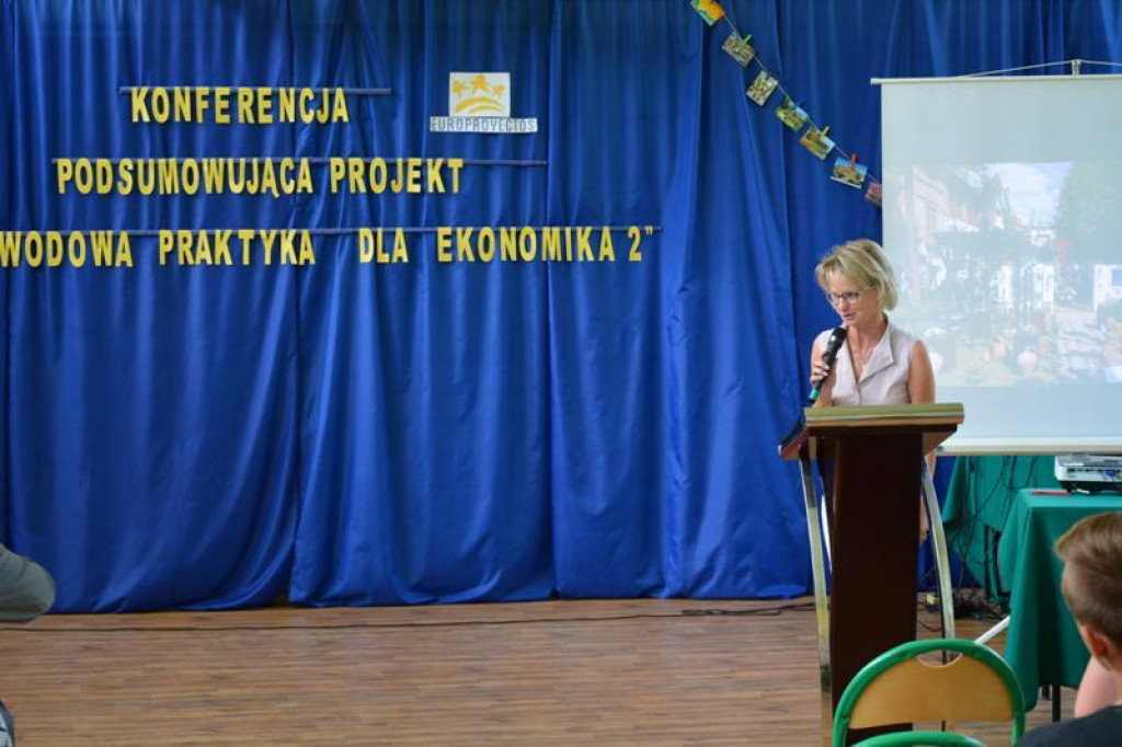 Zawodowe praktyki uczniów Ekonomika