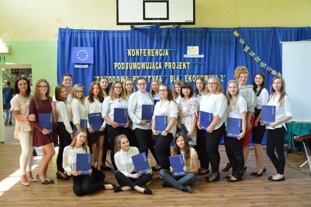 Zawodowe praktyki uczniów Ekonomika