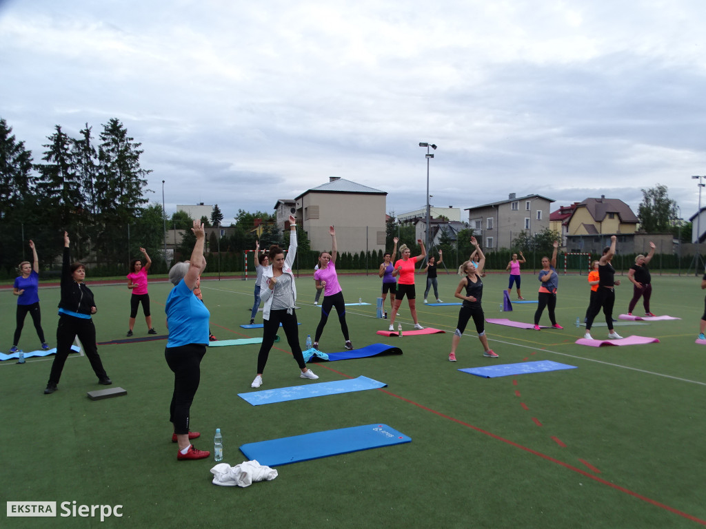 Fitness pod chmurką