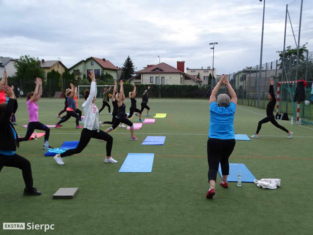 Fitness pod chmurką