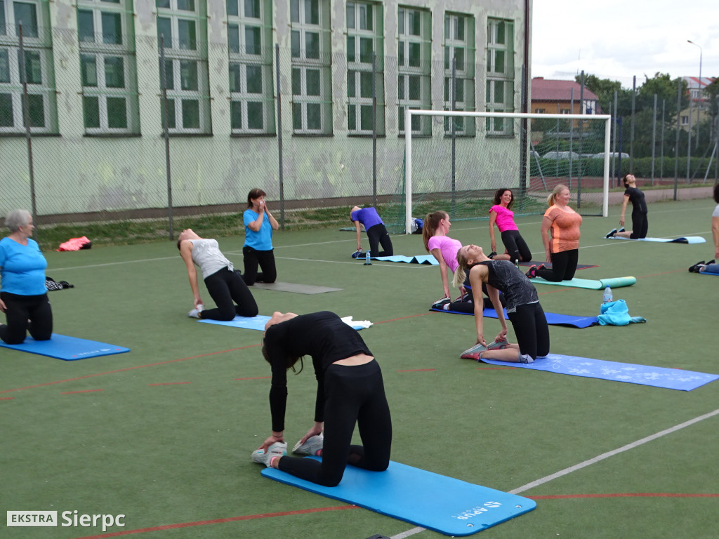 Fitness pod chmurką