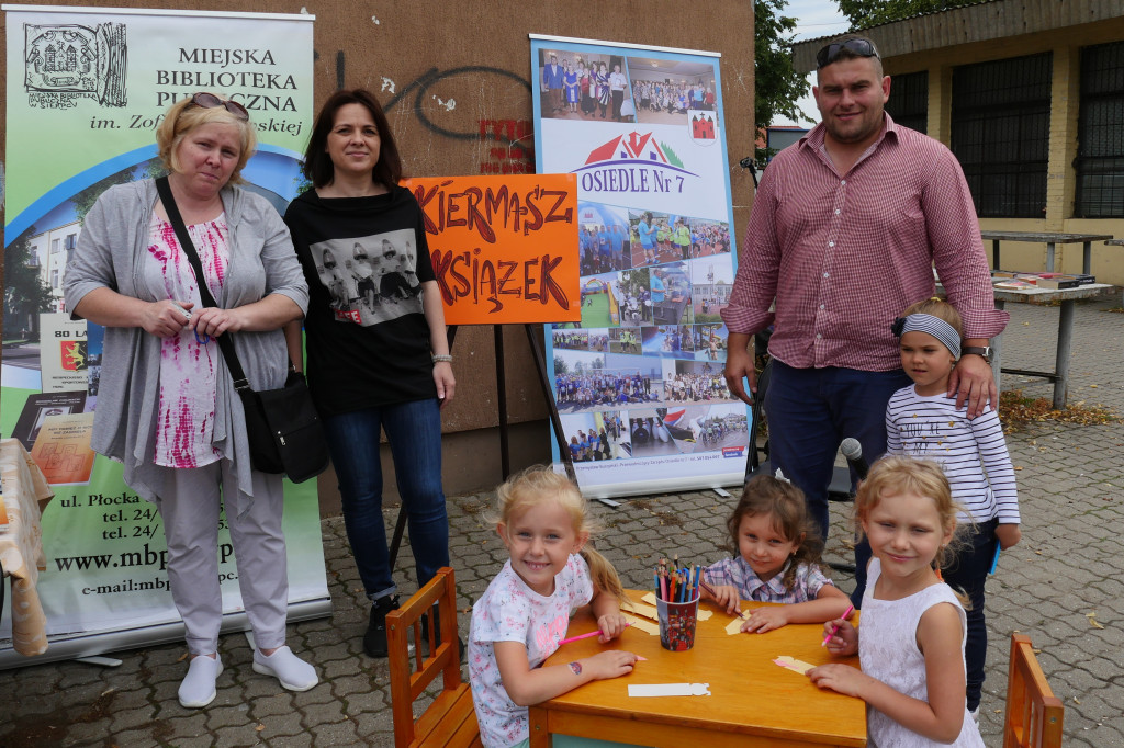 Książkowy pchli targ