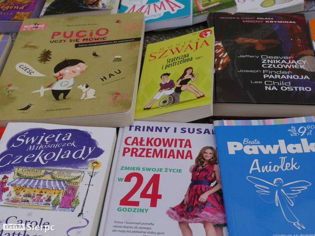 Książkowy pchli targ
