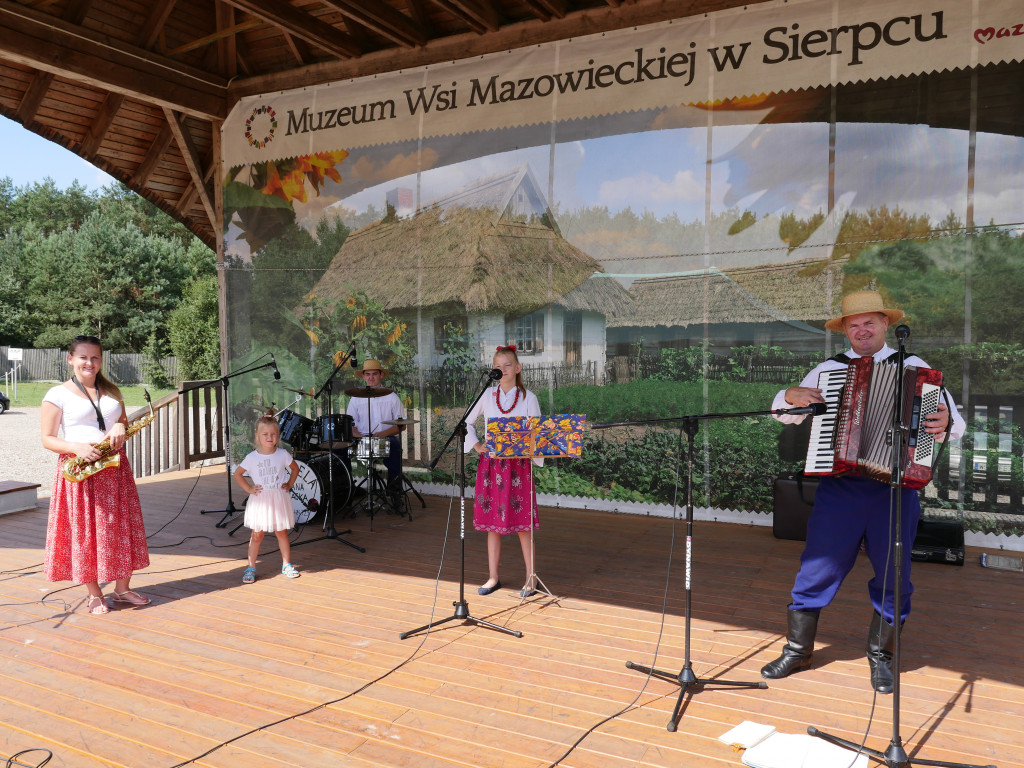 Żniwa w sierpeckim skansenie