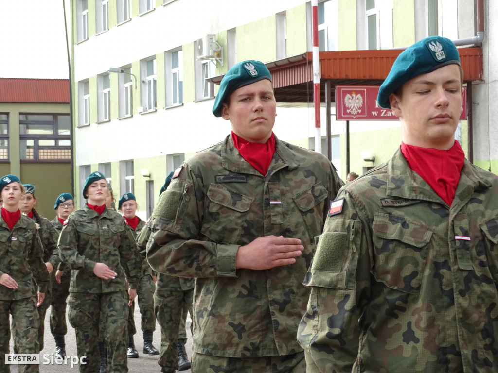Przysięga kadetów w Zawidzu