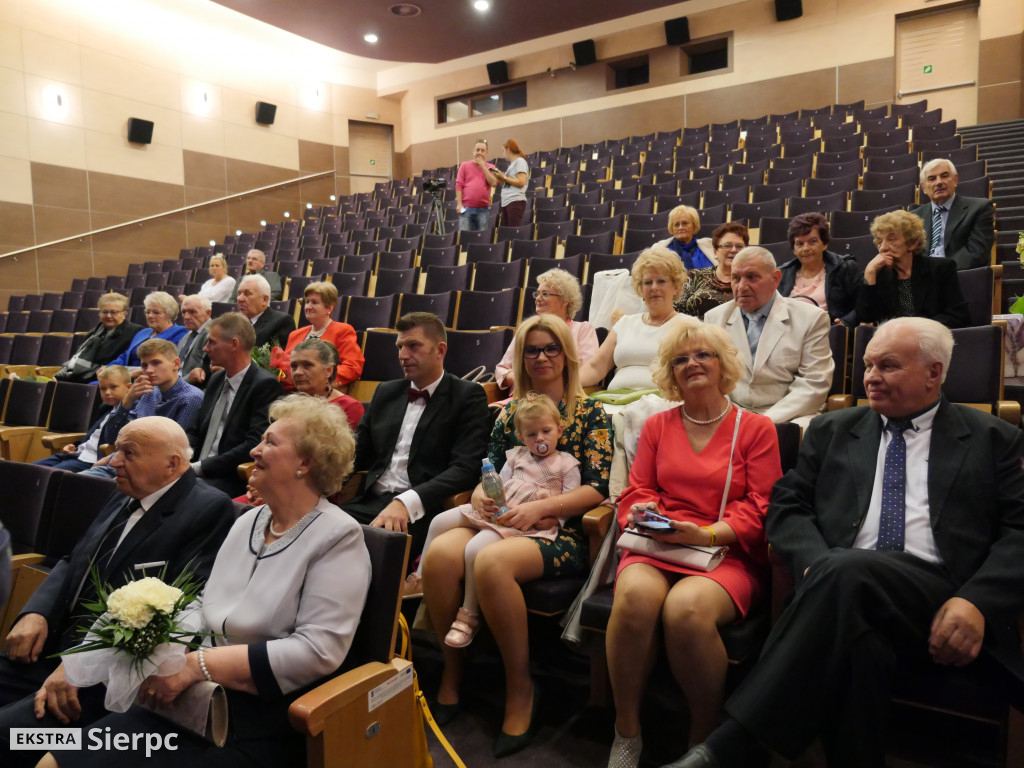 Jedno co warto, to kochać warto