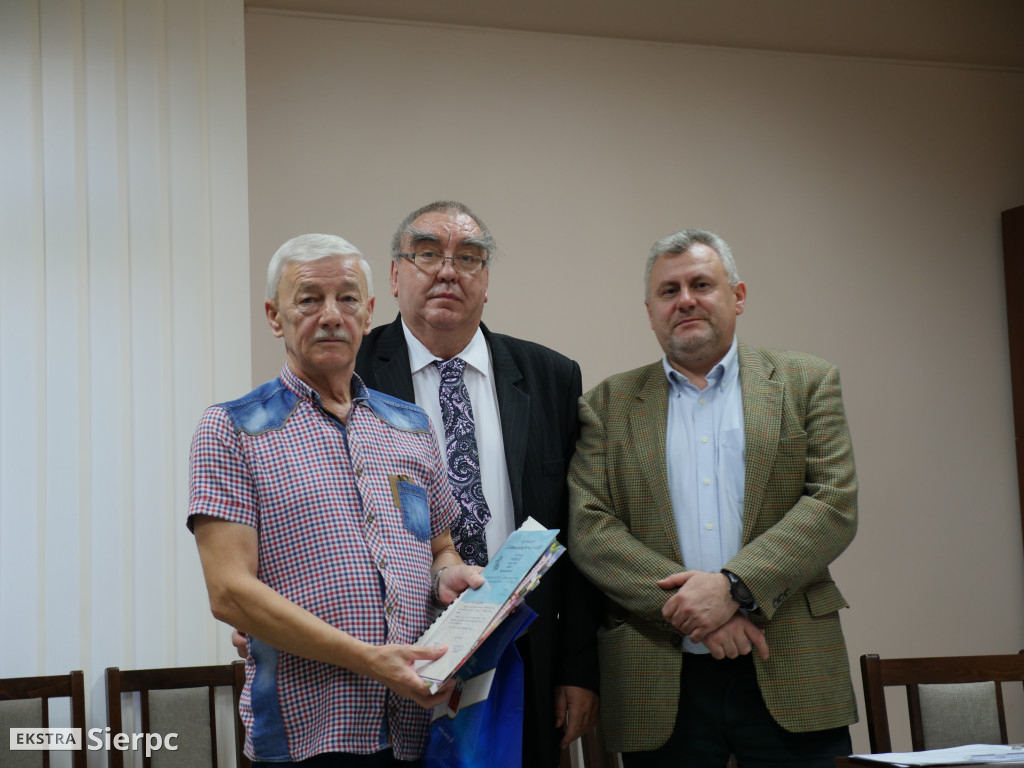 Kwiatami upiększamy nasze osiedle