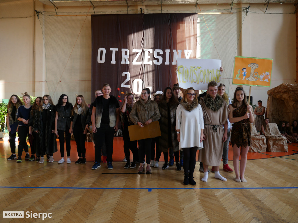 Otrzęsiny w LO