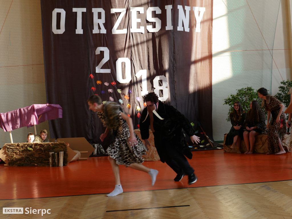 Otrzęsiny w LO