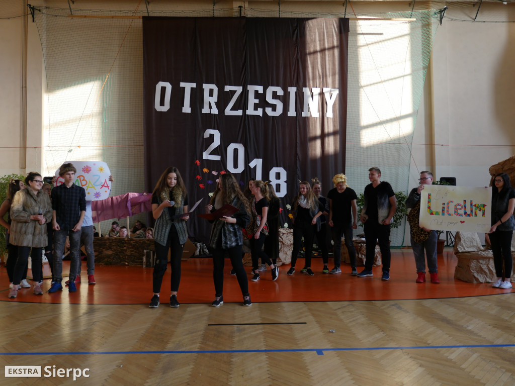 Otrzęsiny w LO