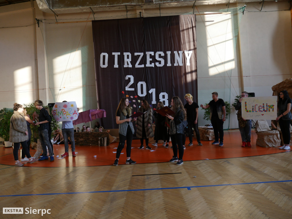 Otrzęsiny w LO