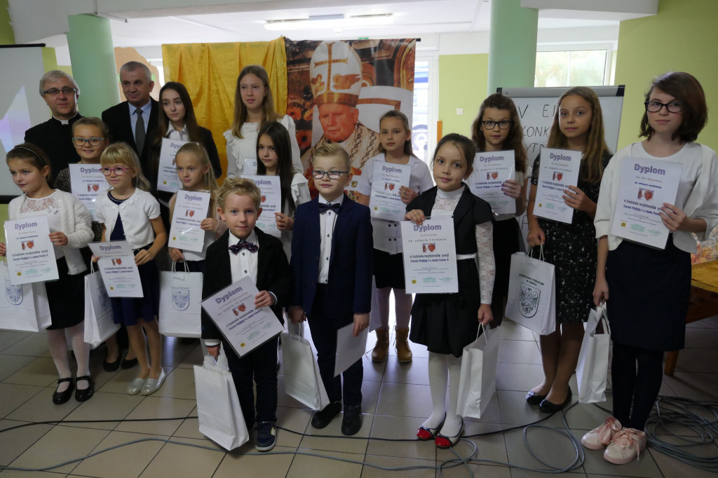 Konkurs o Janie Pawle II w DPS