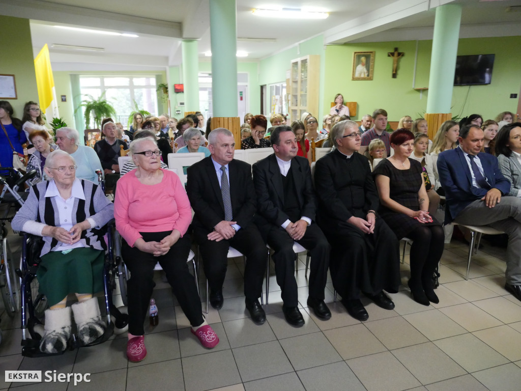 Konkurs o Janie Pawle II w DPS