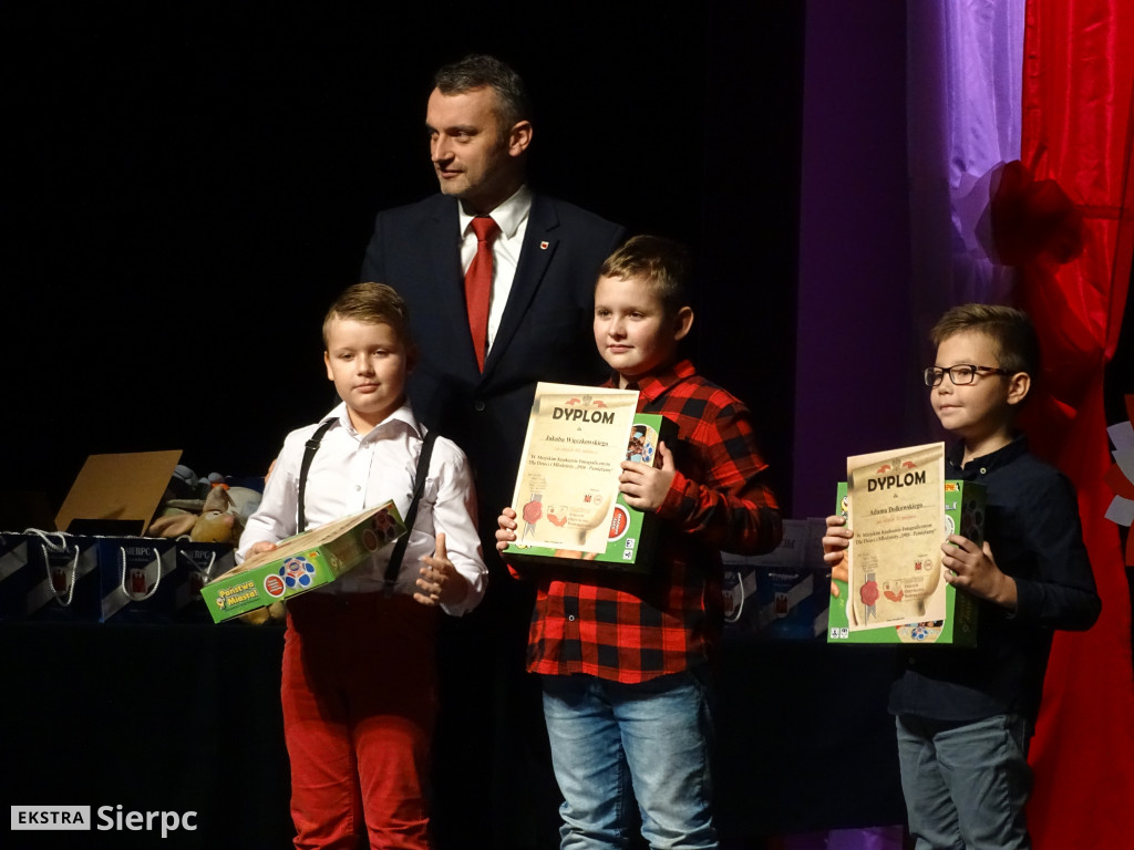 Konkursy z Niepodległą w tle