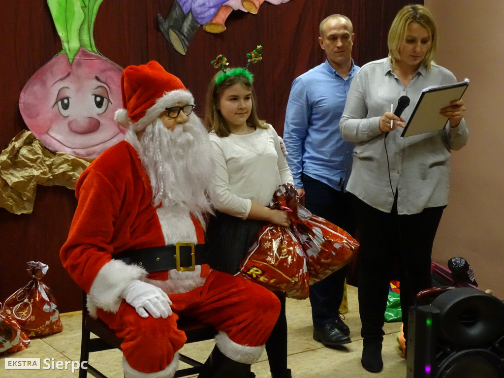 Zabawa choinkowa na Osiedlu nr 4