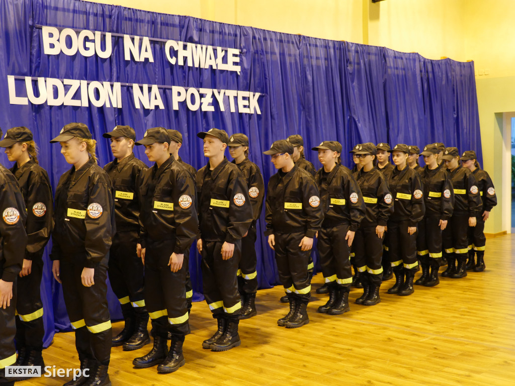 Ślubowanie klas strażackich