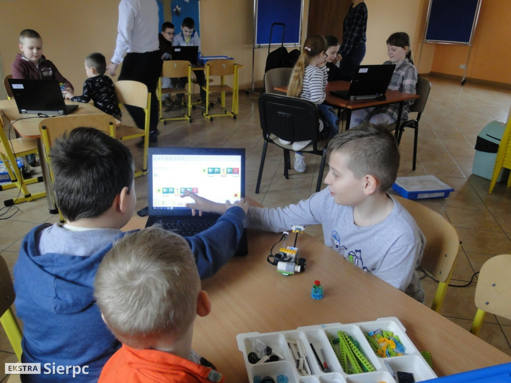 Zajęcia z robotyki w Mochowie