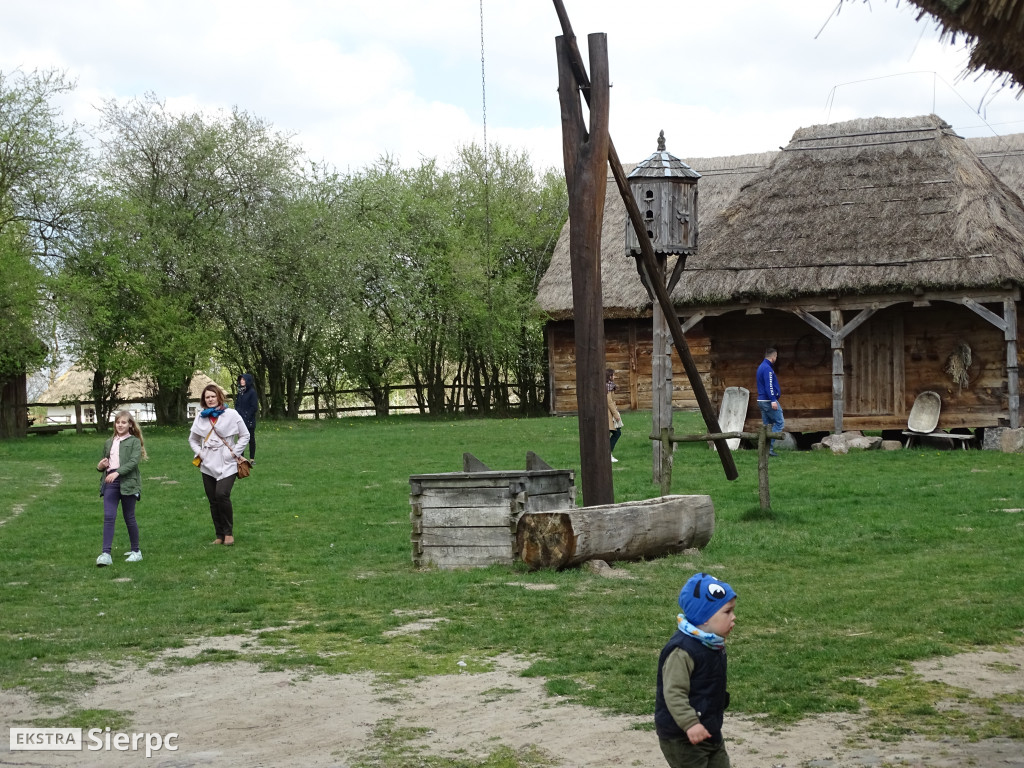 Gry i zabawy wielkanocne w skansenie